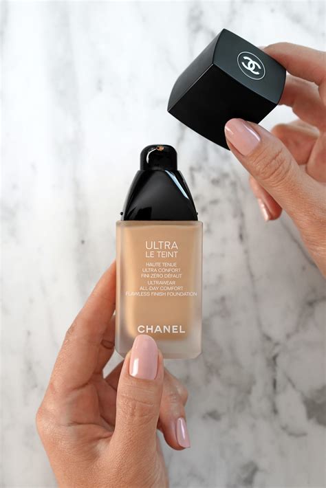 We Review The New Chanel Ultra Le Teint Fluid Foundation